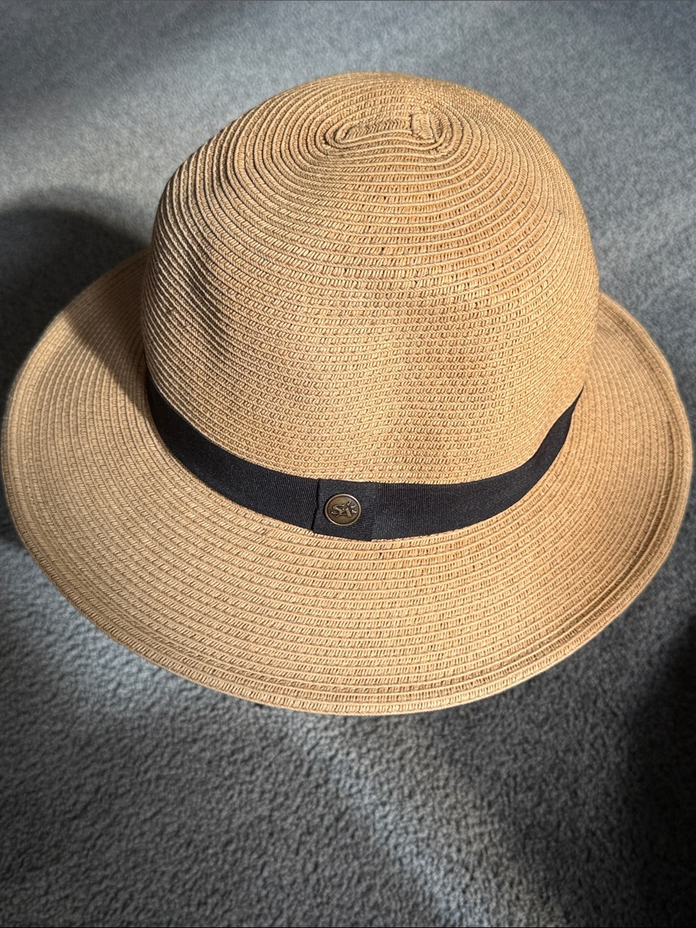 Sun Day Afternoons Classic Sun Hat w/Black Band. SPF 50+. Size M